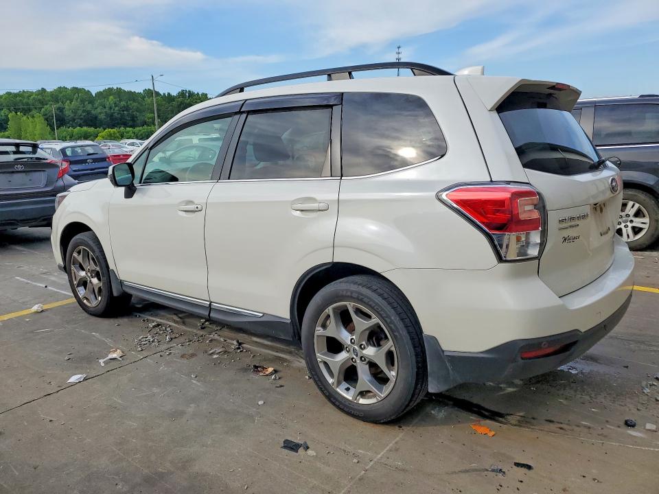 58613606 :رقم المزاد ، JF2SJAWC3JH546292 vin ، 2018 Subaru Forester مزاد بيع