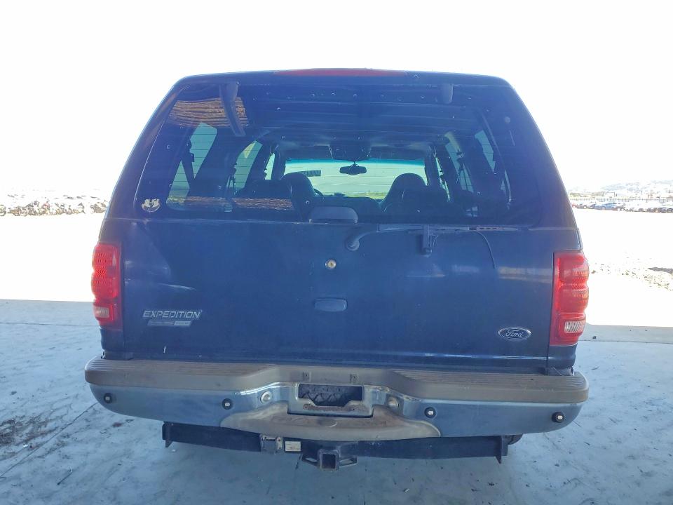 Продажа на аукционе авто 2000 Ford Expedition, vin: 1FMFU18L7YLB54682, номер лота: 55843726