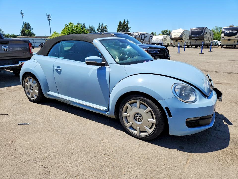 49056956 :رقم المزاد ، 3VW5P7AT5DM804636 vin ، 2013 Volkswagen Beetle مزاد بيع