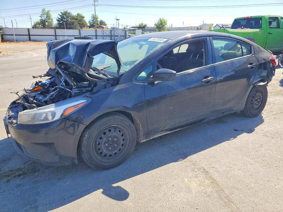 56529346 :رقم المزاد ، 3KPFK4A7XHE077470 vin ، 2017 Kia Forte مزاد بيع