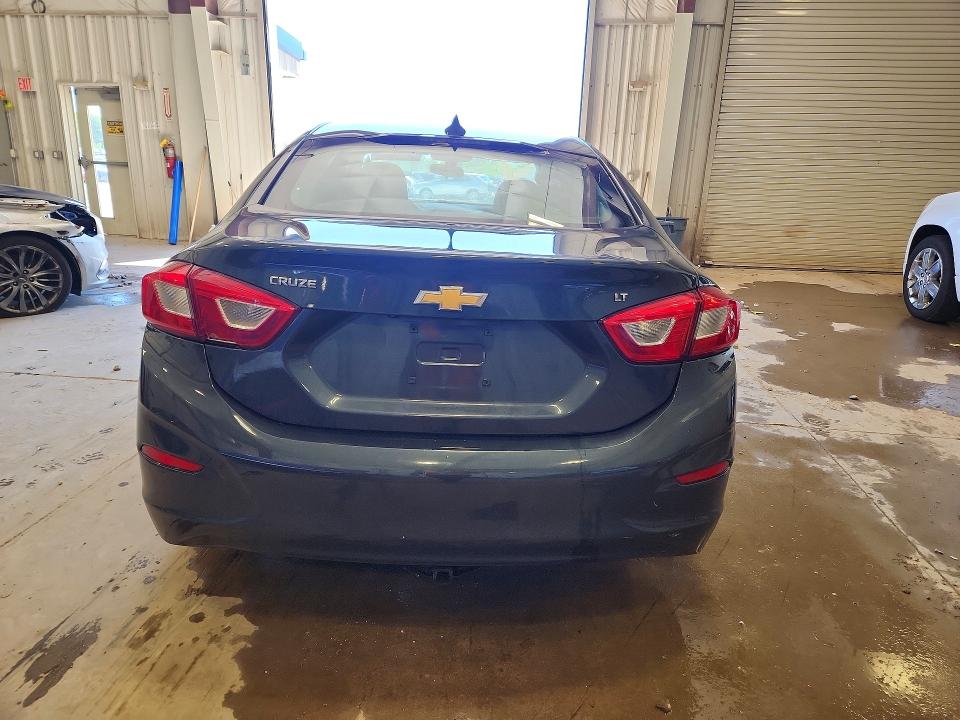 Продажа на аукционе авто 2017 Chevrolet Cruze, vin: 1G1BE5SM7H7281085, номер лота: 57150196