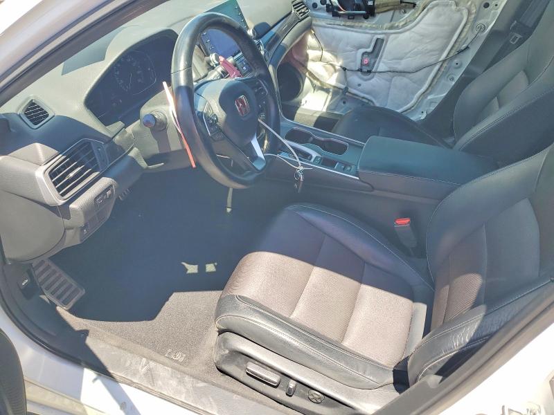 2018 Honda Accord მანქანა იყიდება აუქციონზე, vin: 1HGCV1F3XJA028469, აუქციონის ნომერი: 57744616