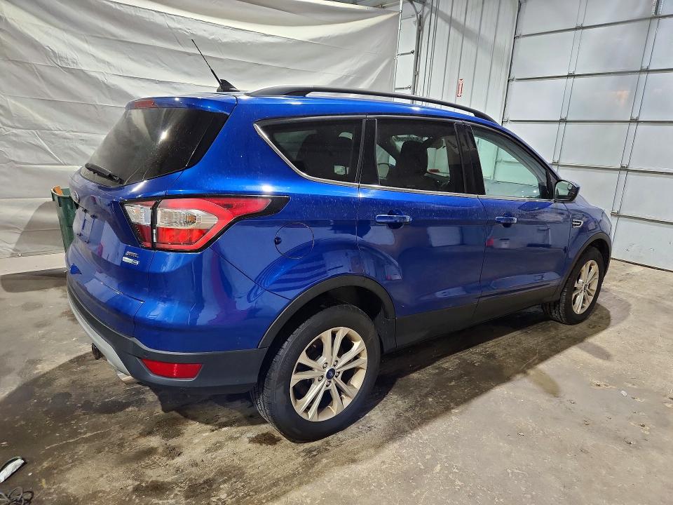 2018 Ford Escape მანქანა იყიდება აუქციონზე, vin: 1FMCU9HD6JUD46007, აუქციონის ნომერი: 57422566