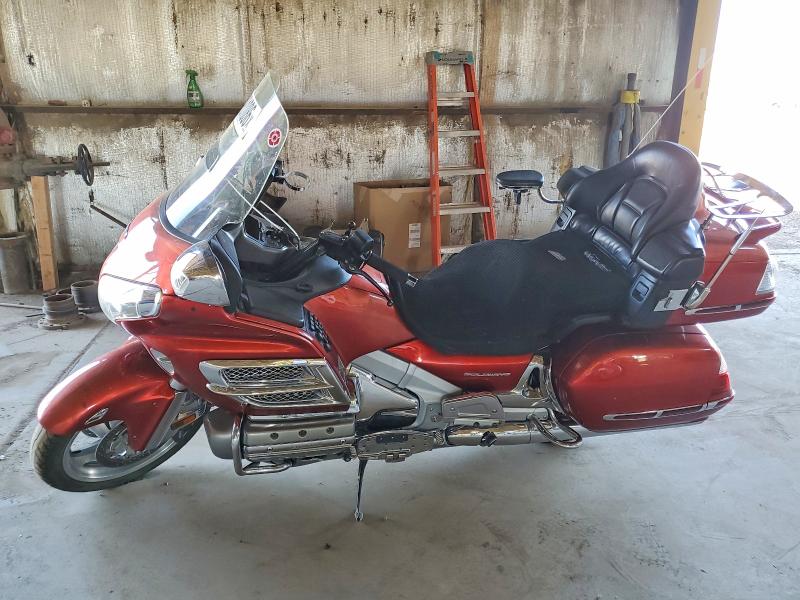 54981086 :رقم المزاد ، 1HFSC47M88A703213 vin ، 2008 Honda Gl1800 مزاد بيع