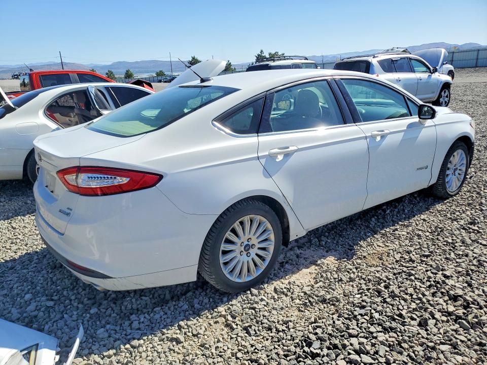 55995206 :رقم المزاد ، 3FA6P0LU2FR161355 vin ، 2015 Ford Fusion مزاد بيع