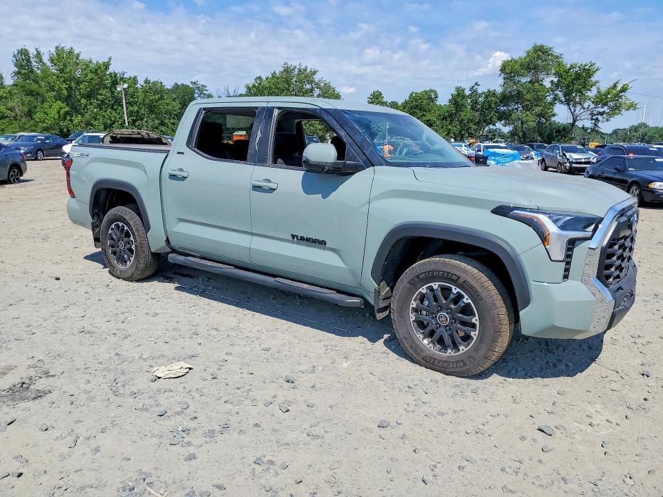 57520056 :رقم المزاد ، 5TFLA5DB9NX052809 vin ، 2022 Toyota Tundra مزاد بيع