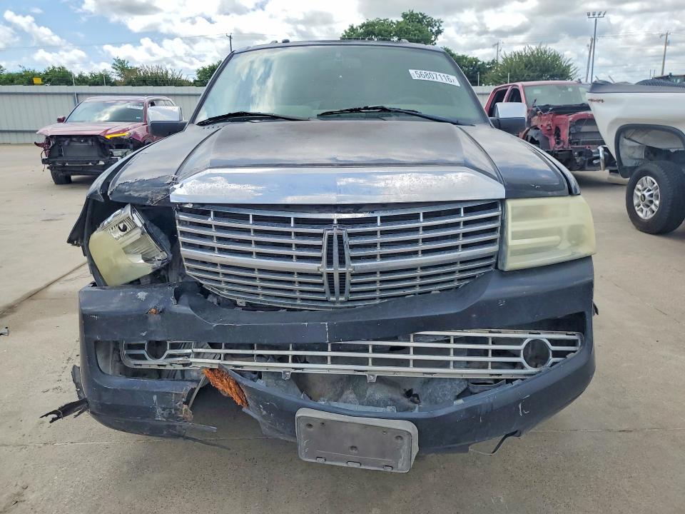 56807116 :رقم المزاد ، 5LMFU275X8LJ03327 vin ، 2008 Lincoln Navigator مزاد بيع