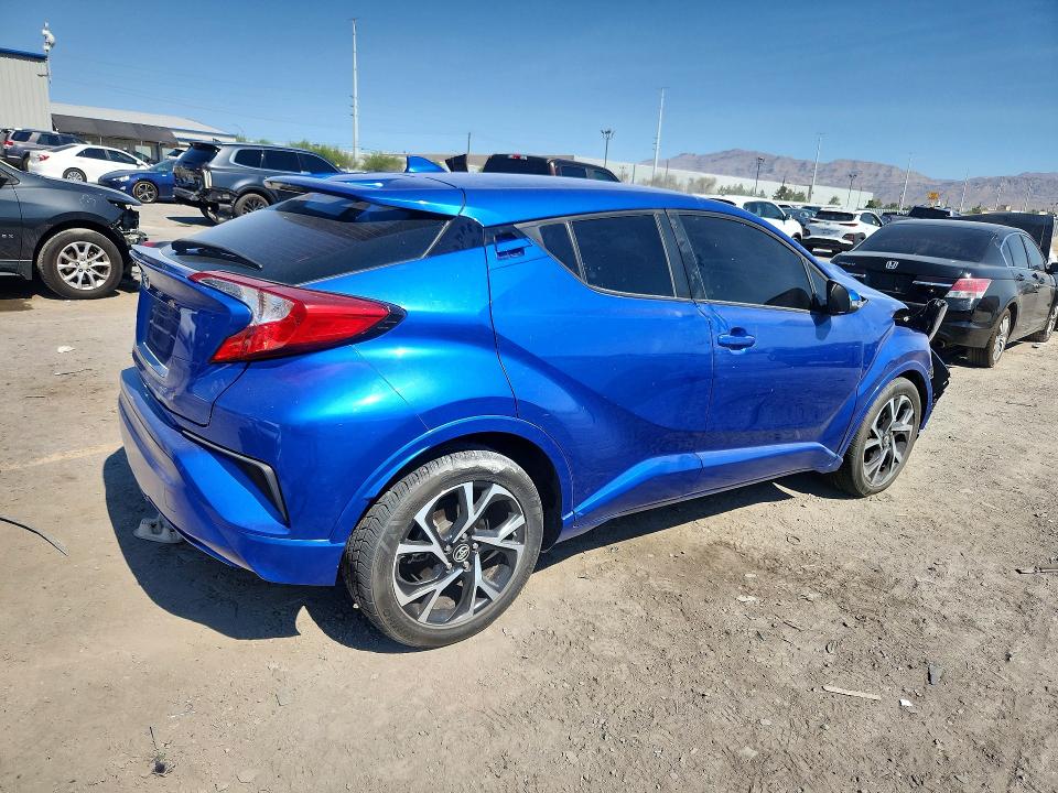 2018 Toyota C-hr მანქანა იყიდება აუქციონზე, vin: NMTKHMBXXJR011586, აუქციონის ნომერი: 57745206