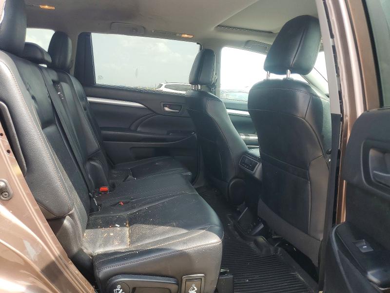 Aukcja sprzedaży 2018 Toyota Highlander, vin: 5TDJZRFH2JS882556, numer aukcji: 57956186