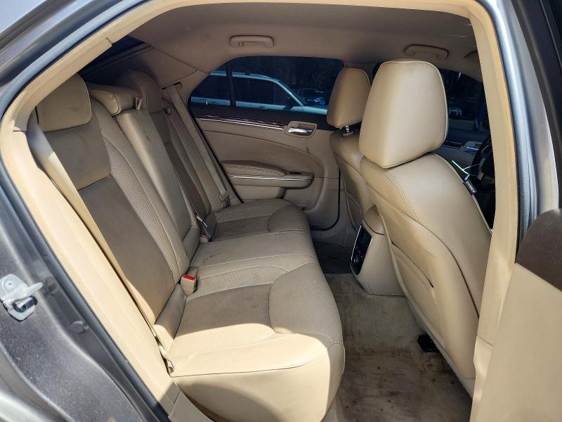 85607225 :رقم المزاد ، 2C3CA6CT8BH564050 vin ، 2011 Chrysler 300c مزاد بيع