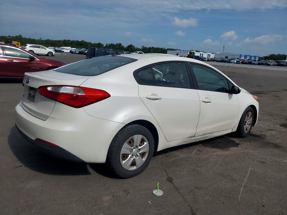 57455346 :رقم المزاد ، KNAFX4A64F5261558 vin ، 2015 Kia Forte مزاد بيع