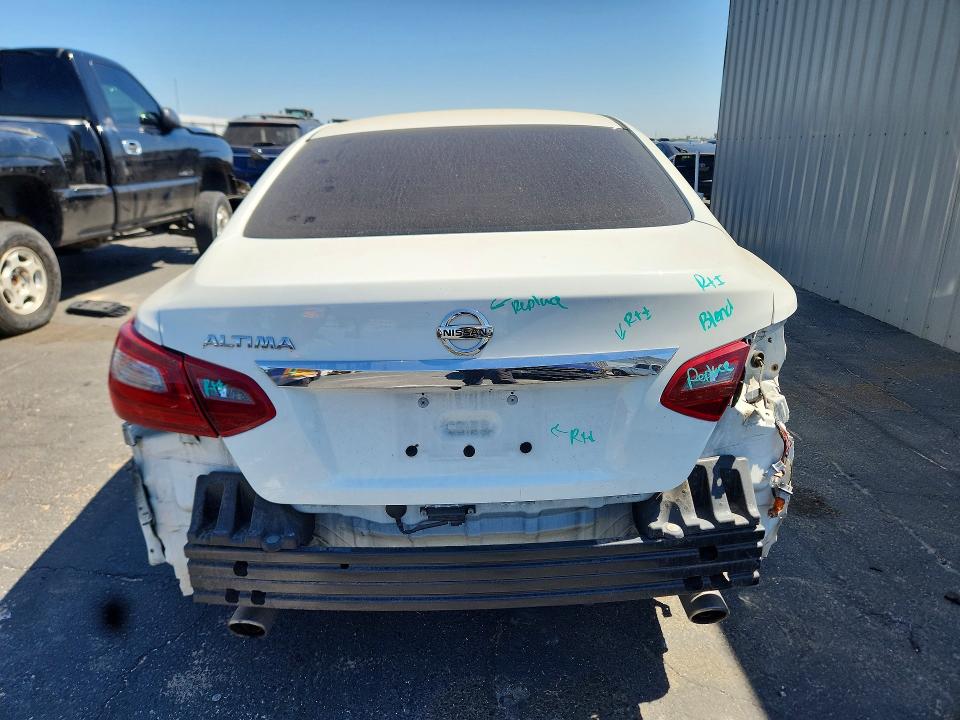 2018 Nissan Altima მანქანა იყიდება აუქციონზე, vin: 1N4AL3AP7JC159337, აუქციონის ნომერი: 58158896