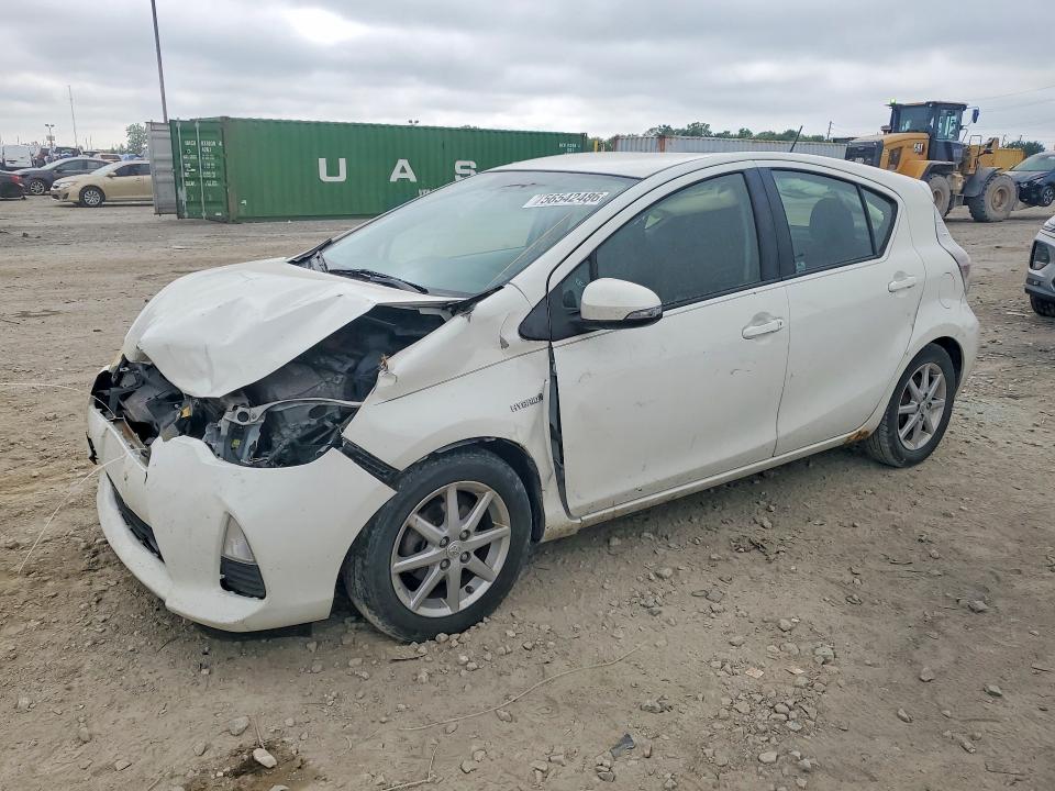56542486 :رقم المزاد ، JTDKDTB32C1503923 vin ، 2012 Toyota Prius C مزاد بيع
