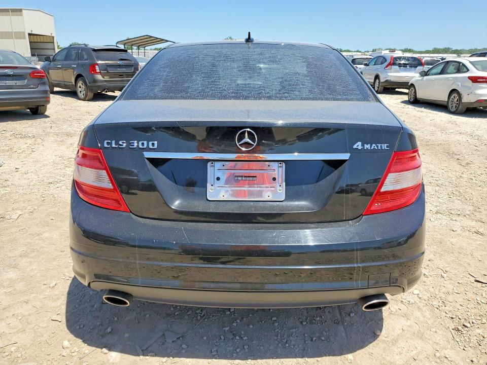 57126096 :رقم المزاد ، WDDGF8BB3BR161411 vin ، 2011 Mercedes-benz C مزاد بيع