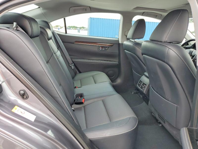 56951946 :رقم المزاد ، 58ABK1GG6JU087574 vin ، 2018 Lexus Es مزاد بيع