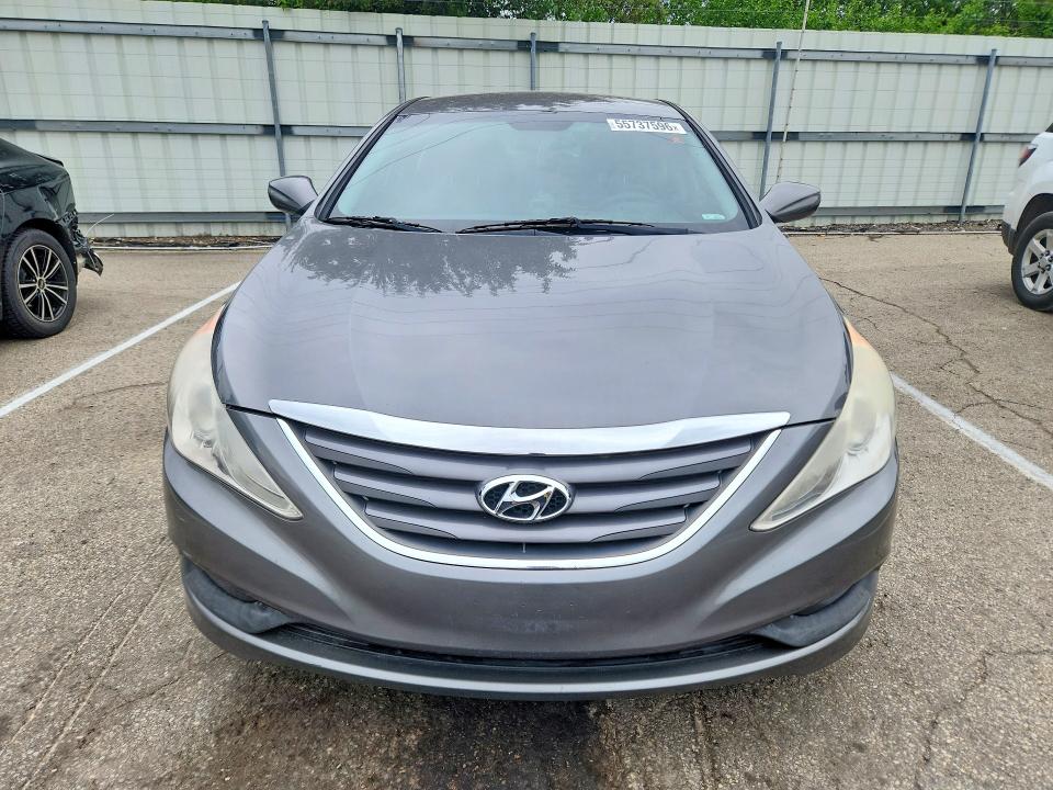 55737596 :رقم المزاد ، 5NPEB4AC6EH882995 vin ، 2014 Hyundai Sonata مزاد بيع