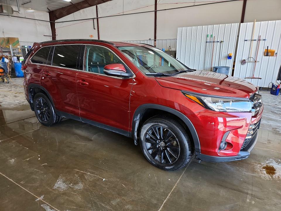 56071436 :رقم المزاد ، 5TDJZRFH9KS625623 vin ، 2019 Toyota Highlander مزاد بيع