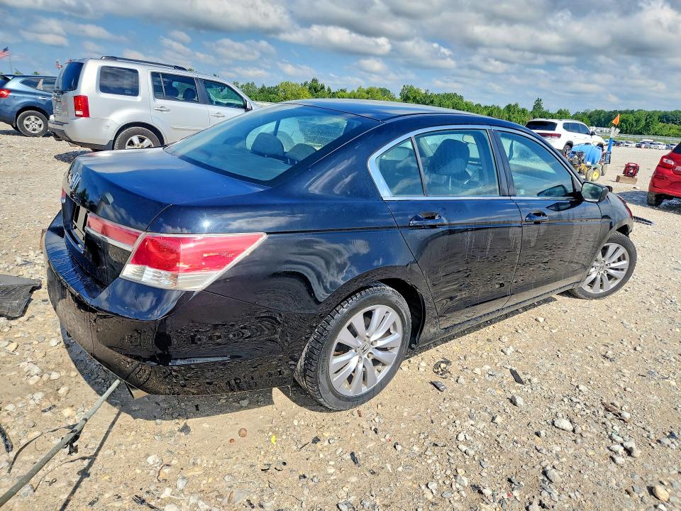 2011 Honda Accord მანქანა იყიდება აუქციონზე, vin: 1HGCP2E76BA085306, აუქციონის ნომერი: 58023636