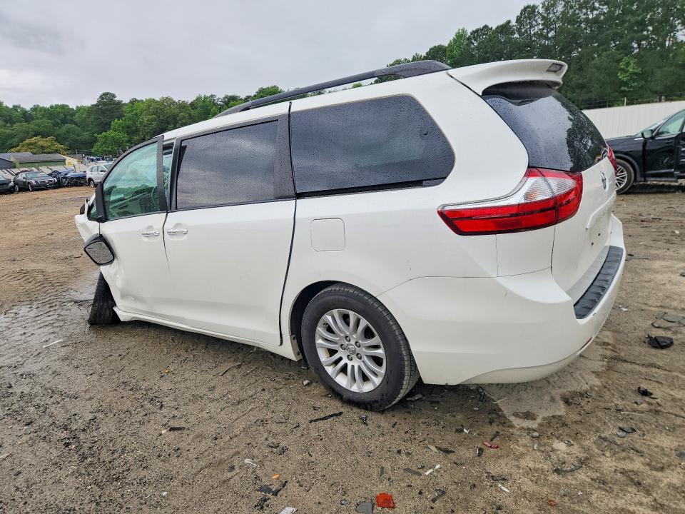 Продажа на аукционе авто 2017 Toyota Sienna, vin: 5TDYZ3DC3HS885284, номер лота: 49874796