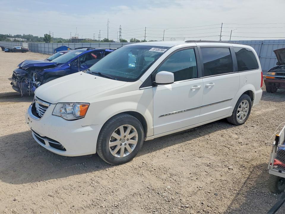2015 Chrysler Town & Country მანქანა იყიდება აუქციონზე, vin: 2C4RC1BG9FR577378, აუქციონის ნომერი: 59109796