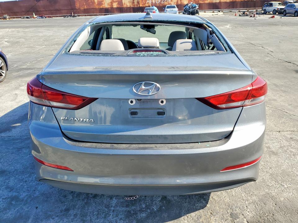 55954106 :رقم المزاد ، KMHD84LF8HU241757 vin ، 2017 Hyundai Elantra مزاد بيع