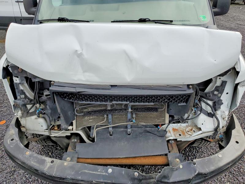 57395646 :رقم المزاد ، 1GCWGAFG8K1249465 vin ، 2019 Chevrolet Express G2500 مزاد بيع