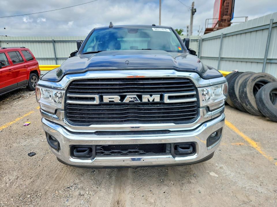 56711416 :رقم المزاد ، 3C63R3HLXLG187385 vin ، 2020 Ram 3500 مزاد بيع