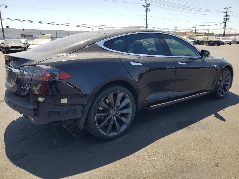 Продаж на аукціоні авто 2016 Tesla Model S, vin: 5YJSA1E2XGF144804, номер лоту: 56422106