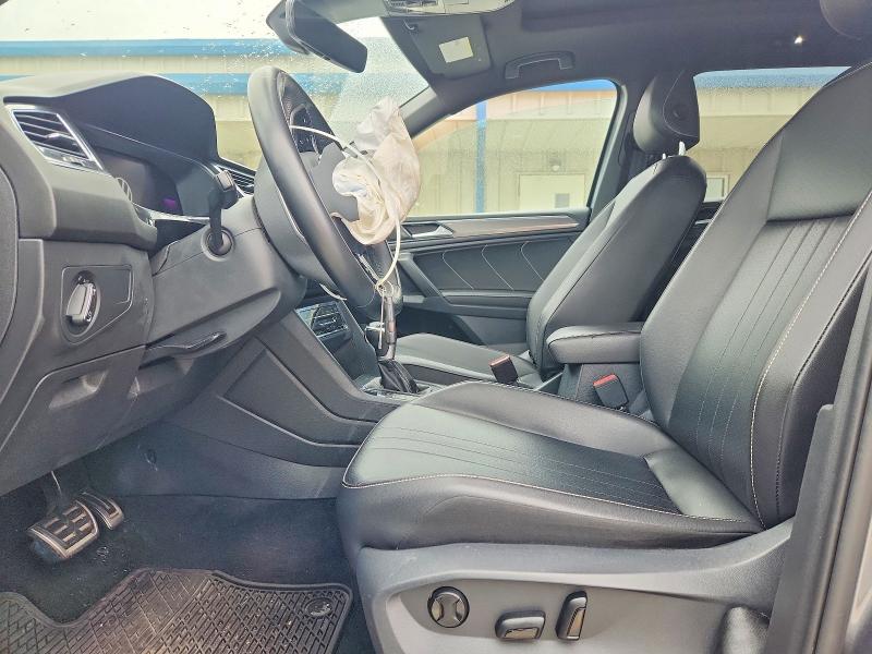 58411326 :رقم المزاد ، 3VVCB7AX9NM064555 vin ، 2022 Volkswagen Tiguan مزاد بيع