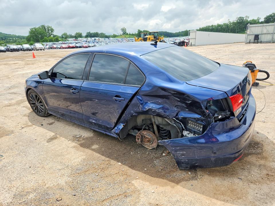 2011 Volkswagen Jetta მანქანა იყიდება აუქციონზე, vin: 3VWGX7AJ7BM072823, აუქციონის ნომერი: 56665906