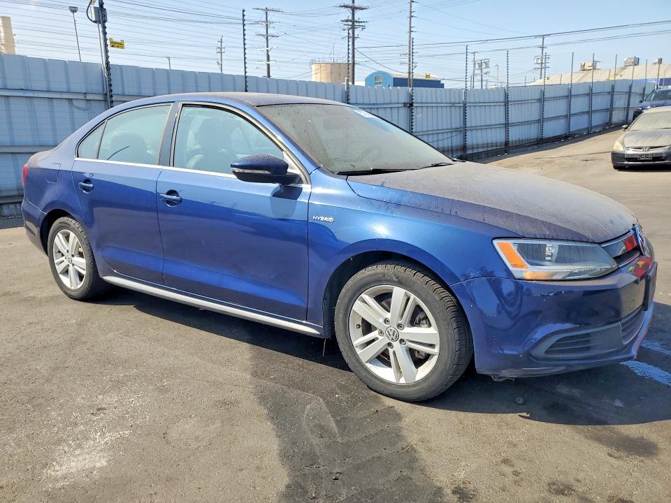 2013 Volkswagen Jetta მანქანა იყიდება აუქციონზე, vin: 3VW637AJ4DM226754, აუქციონის ნომერი: 57742186