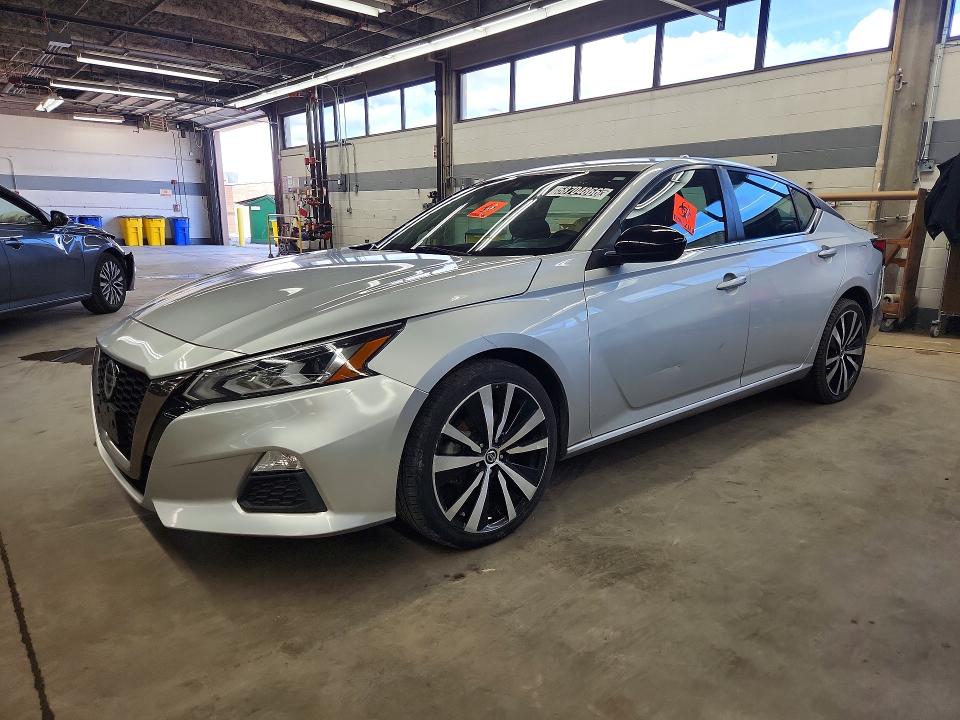 58704866 :رقم المزاد ، 1N4BL4CW7MN315108 vin ، 2021 Nissan Altima مزاد بيع