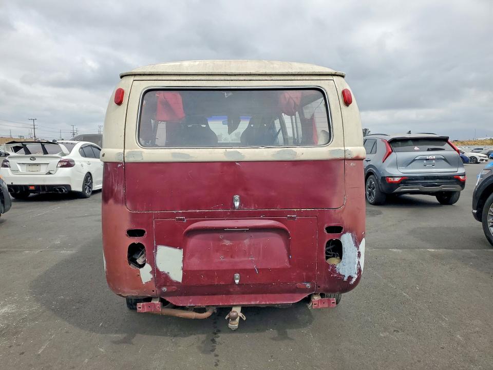 57599596 :رقم المزاد ، 2212200285 vin ، 1971 Volkswagen Transporter مزاد بيع