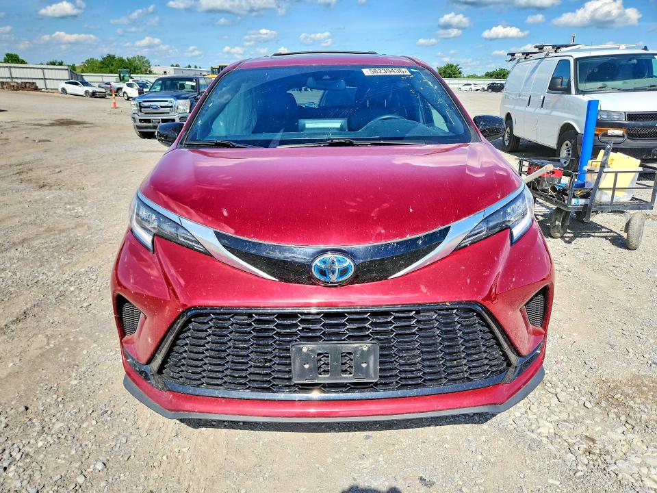 58239436 :رقم المزاد ، 5TDDSKFC2NS055059 vin ، 2022 Toyota Sienna مزاد بيع