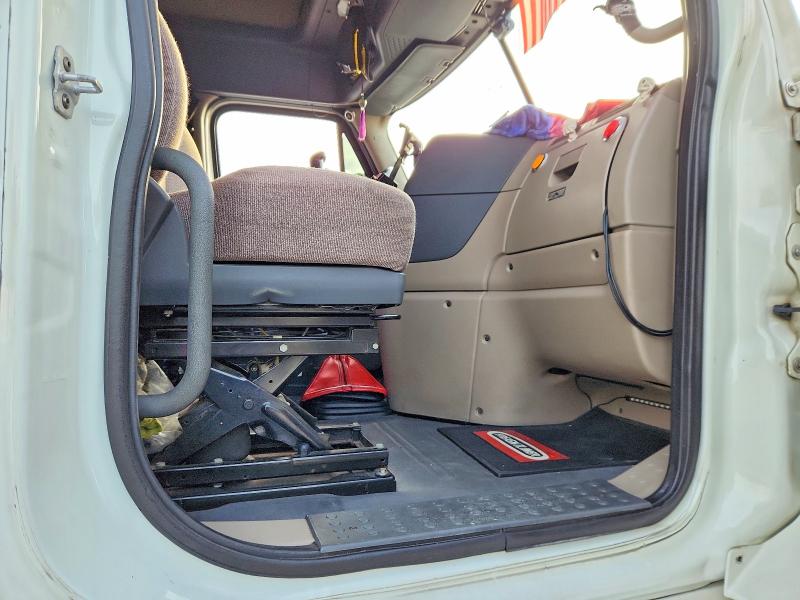 54684586 :رقم المزاد ، 1FUJGLBG5FLGS1622 vin ، 2015 Freightliner Cascadia مزاد بيع