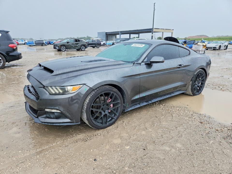 56431576 :رقم المزاد ، 1FA6P8AM9F5313409 vin ، 2015 Ford Mustang مزاد بيع