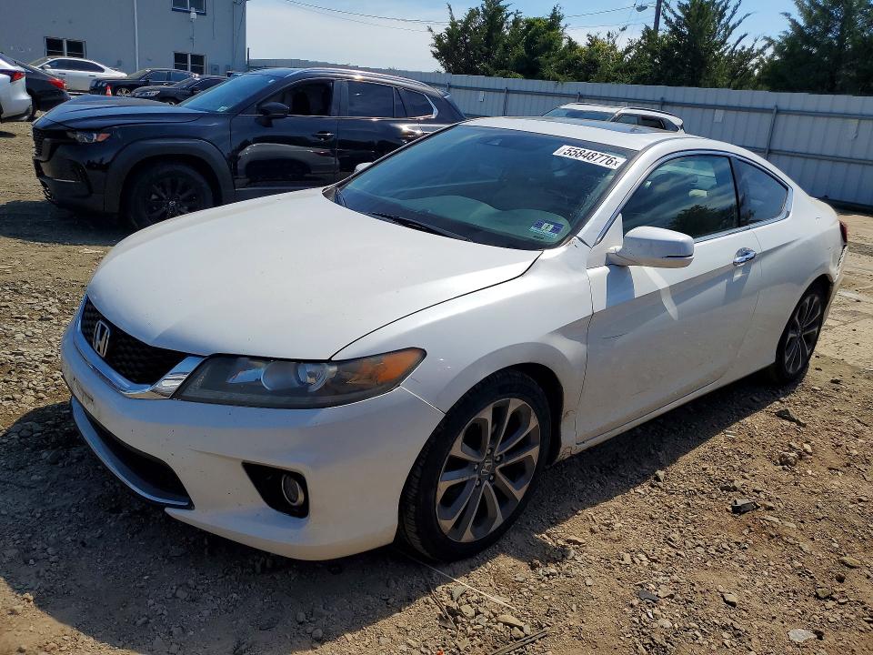 55848776 :رقم المزاد ، 1HGCT2B8XEA007186 vin ، 2014 Honda Accord مزاد بيع