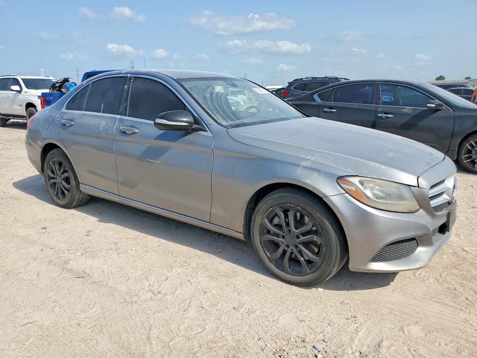 2015 Mercedes-benz C მანქანა იყიდება აუქციონზე, vin: 55SWF4KB8FU028717, აუქციონის ნომერი: 58847656