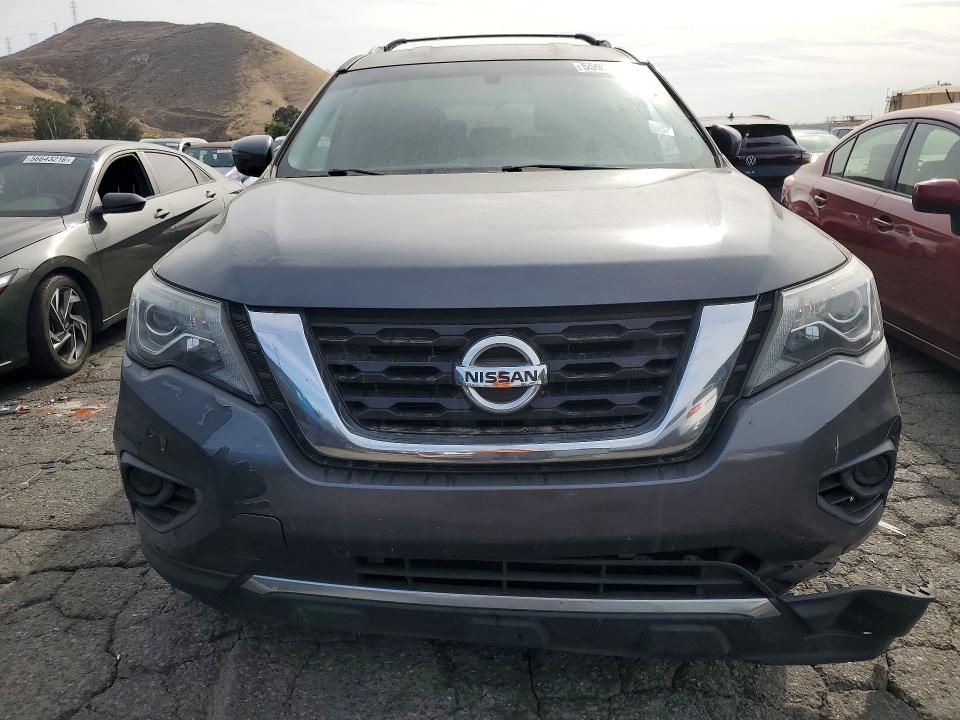 55997056 :رقم المزاد ، 5N1DR2MN9KC600652 vin ، 2019 Nissan Pathfinder مزاد بيع