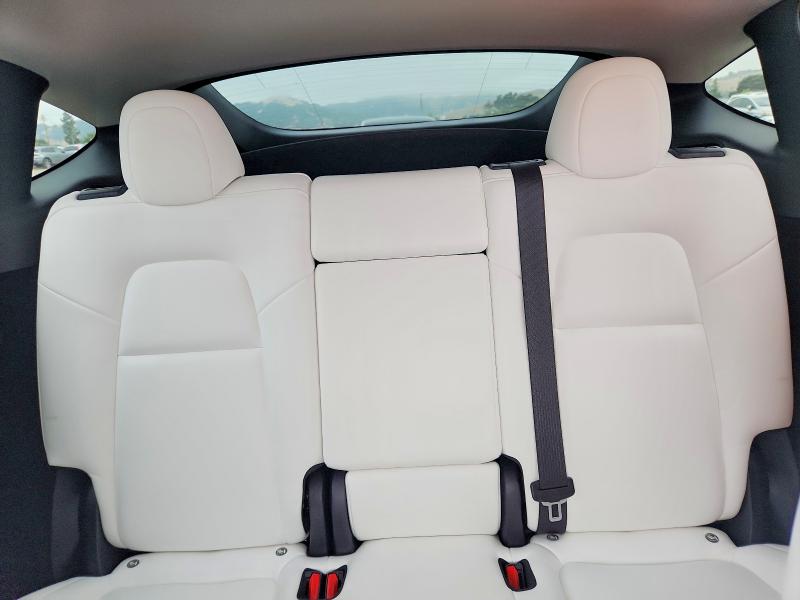 56131326 :رقم المزاد ، 7SAYGDEE8PF915154 vin ، 2023 Tesla Model Y مزاد بيع