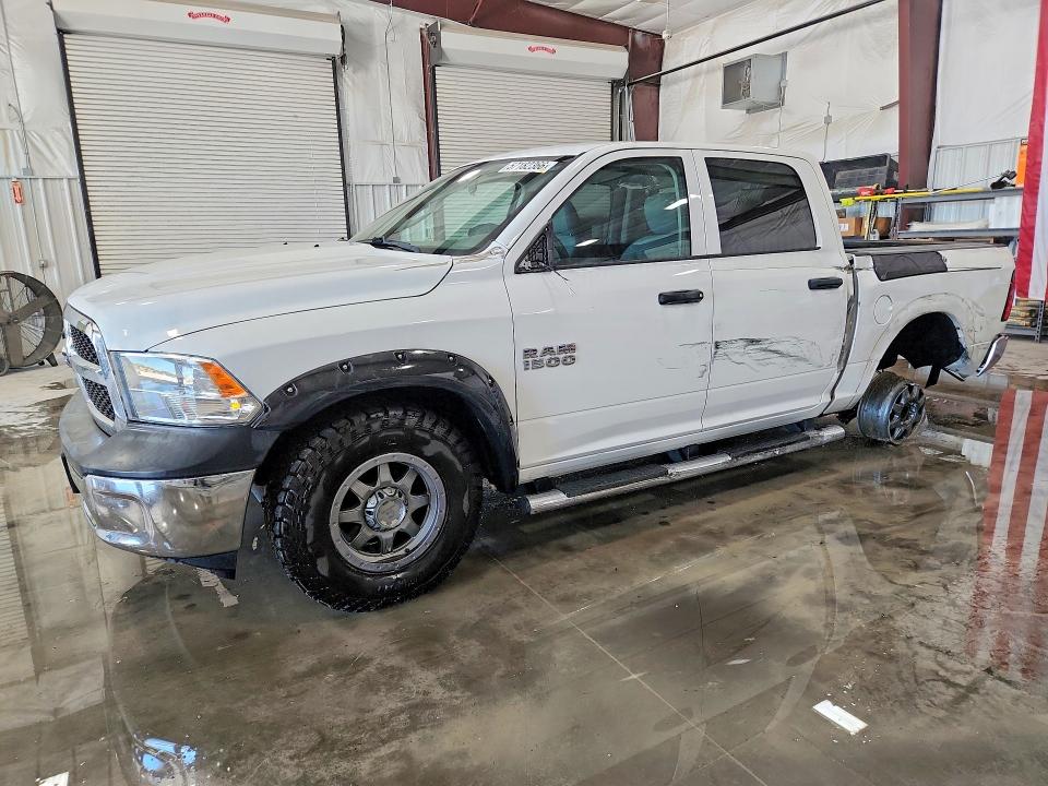 57182366 :رقم المزاد ، 1C6RR7KM8JS228024 vin ، 2018 Ram 1500 مزاد بيع
