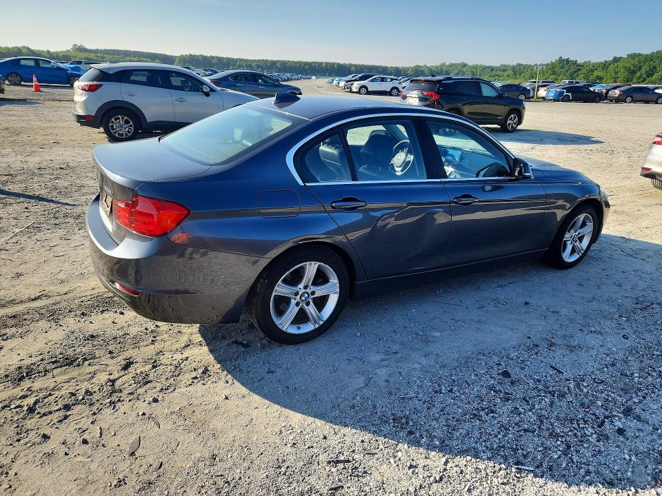 2015 Bmw 328 მანქანა იყიდება აუქციონზე, vin: WBA3B3C54FF545587, აუქციონის ნომერი: 58286456