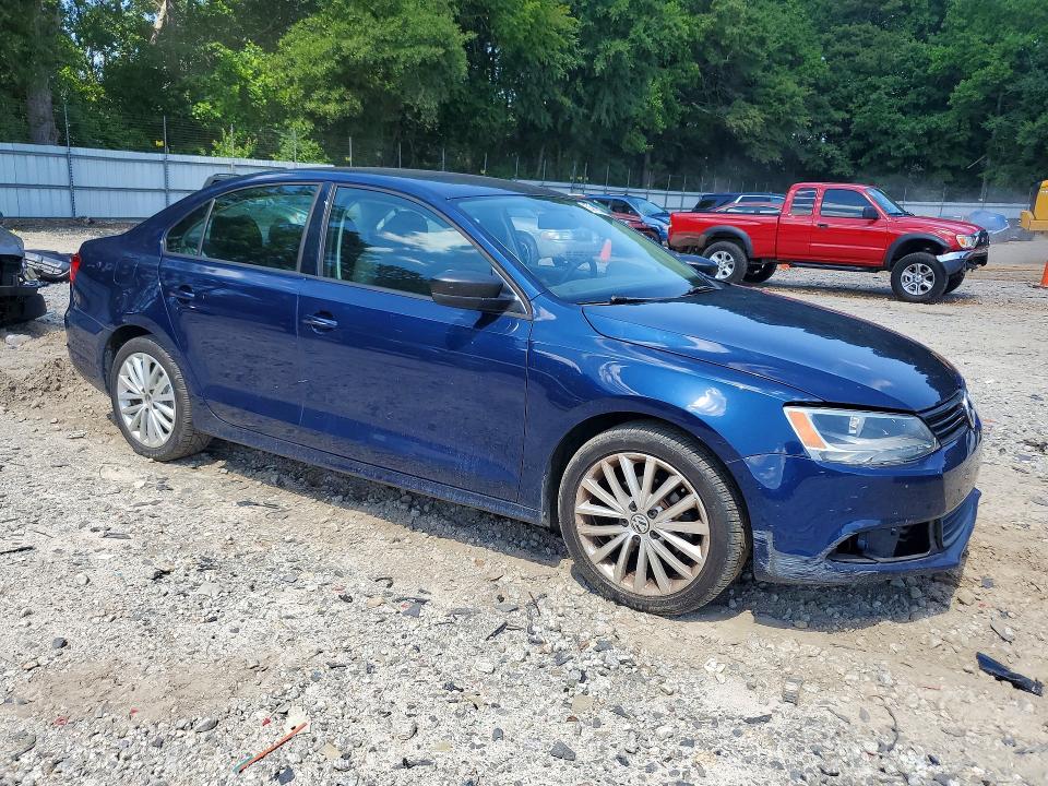 2011 Volkswagen Jetta მანქანა იყიდება აუქციონზე, vin: 3VW2K7AJ7BM400363, აუქციონის ნომერი: 55910556