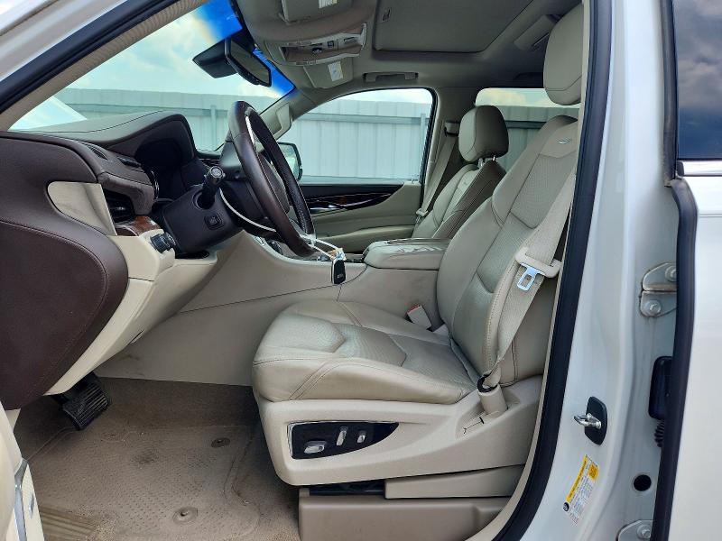 58011096 :رقم المزاد ، 1GYS4JKJ1GR114887 vin ، 2016 Cadillac Escalade مزاد بيع