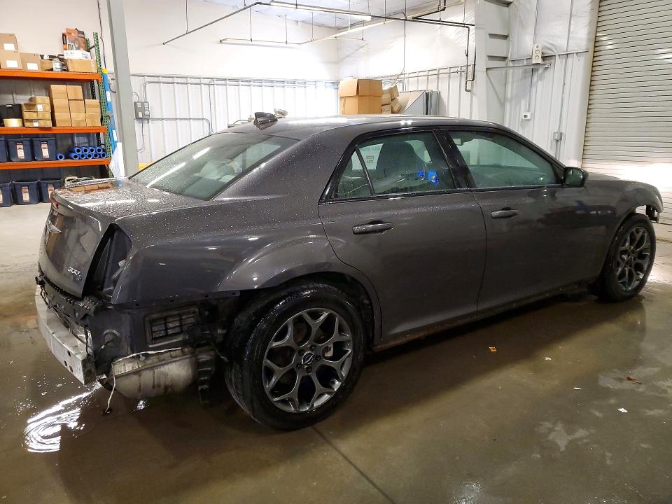 56412506 :رقم المزاد ، 2C3CCAGG2JH165577 vin ، 2018 Chrysler 300 مزاد بيع