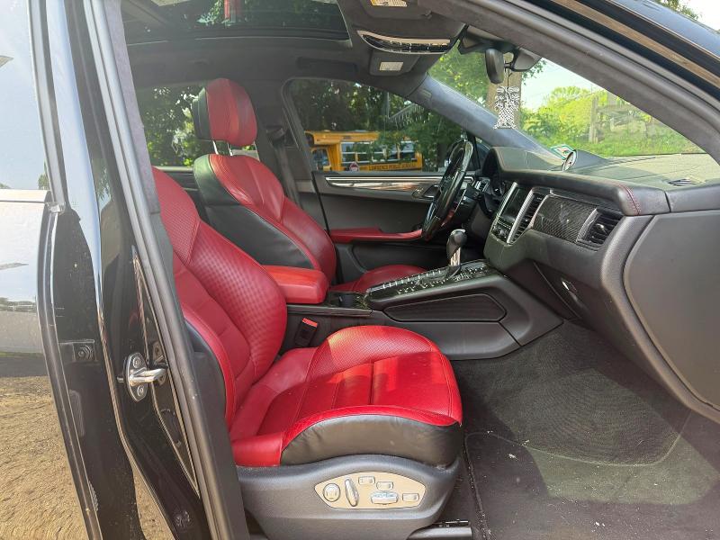 58722676 :رقم المزاد ، WP1AF2A53FLB47430 vin ، 2015 Porsche Macan مزاد بيع