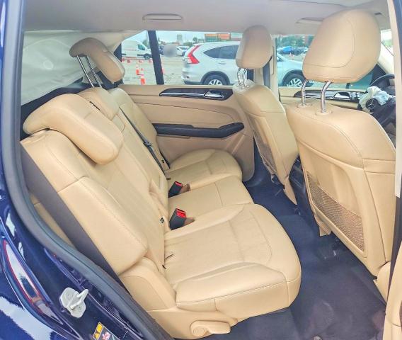 55021426 :رقم المزاد ، 4JGDF6EE1HA947654 vin ، 2017 Mercedes-benz Gls مزاد بيع