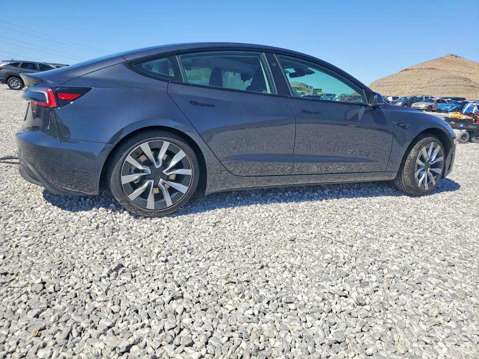 56839836 :رقم المزاد ، 5YJ3E1EB8SF916086 vin ، 2025 Tesla Model 3 مزاد بيع