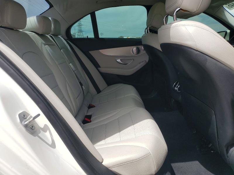 56796346 :رقم المزاد ، 55SWF4JB6GU128947 vin ، 2016 Mercedes-benz C مزاد بيع