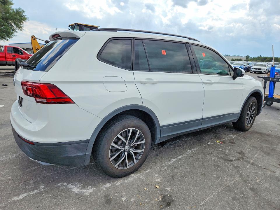 Продаж на аукціоні авто 2021 Volkswagen Tiguan, vin: 3VV1B7AX1MM145670, номер лоту: 57124136